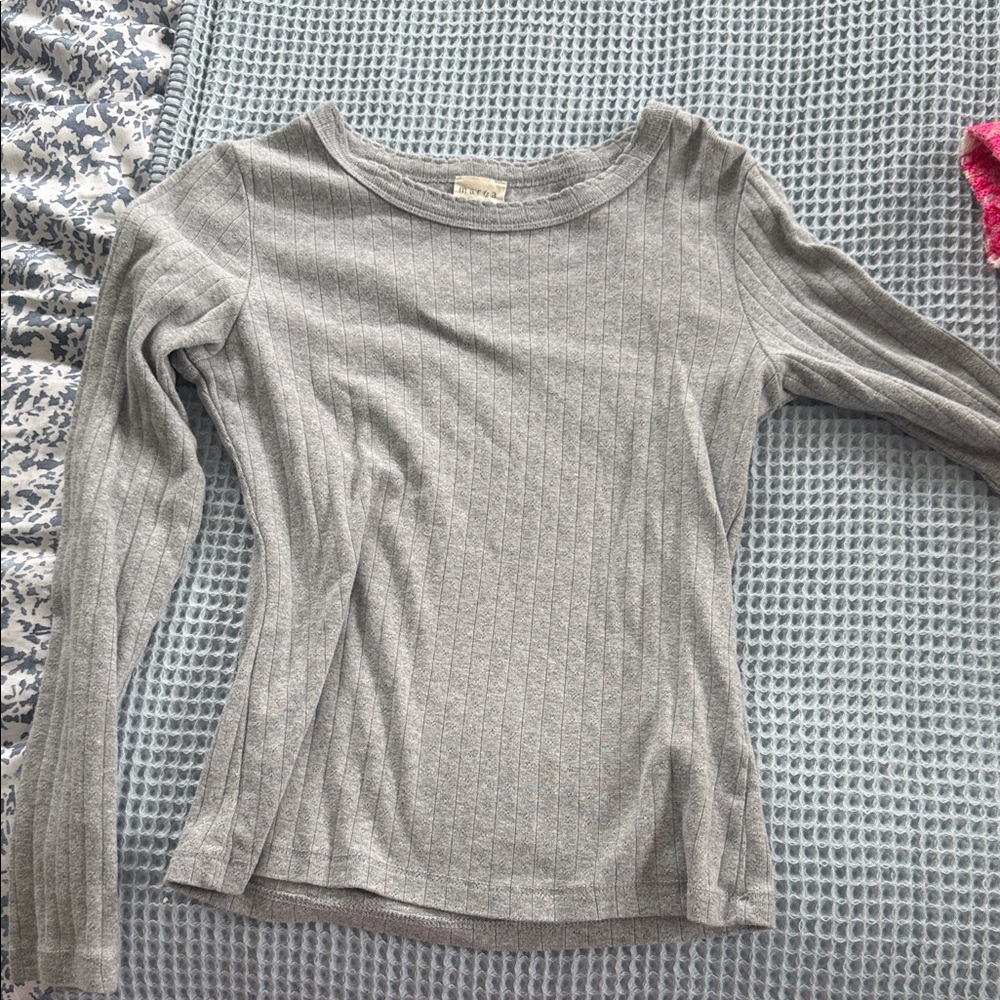Elegant Gray Ribbed Long Sleeve Top